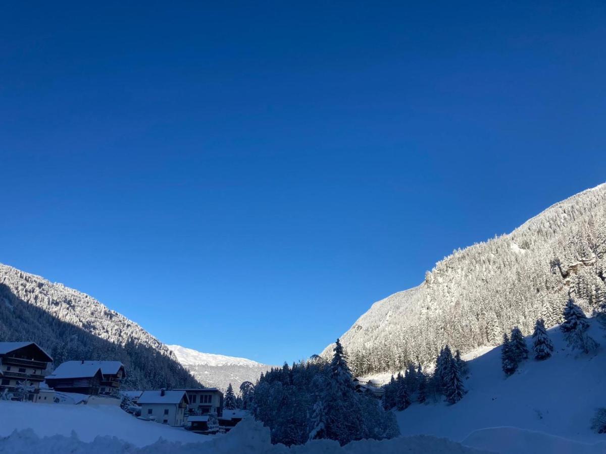 Haus Alpengruss Hotel Sankt Leonhard im Pitztal Eksteriør billede