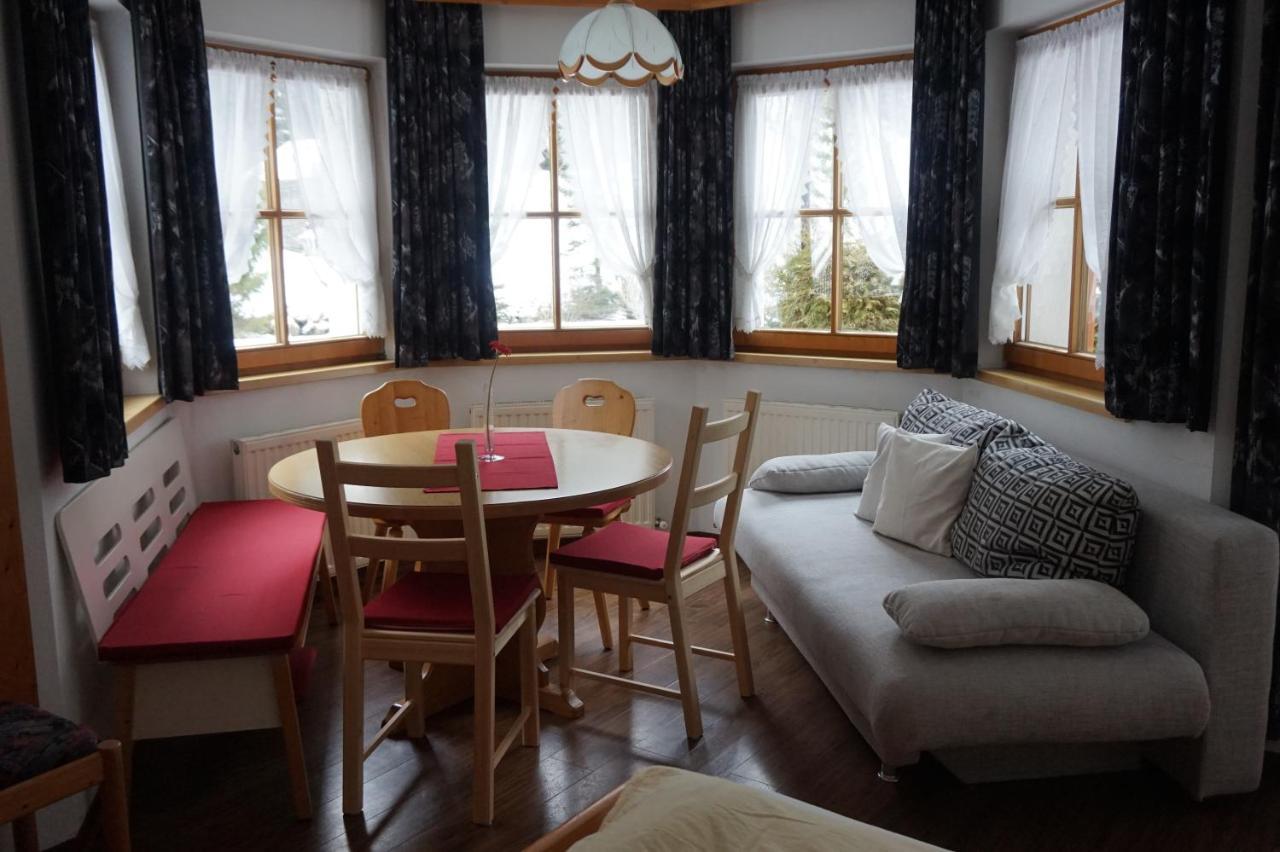 Haus Alpengruss Hotel Sankt Leonhard im Pitztal Eksteriør billede