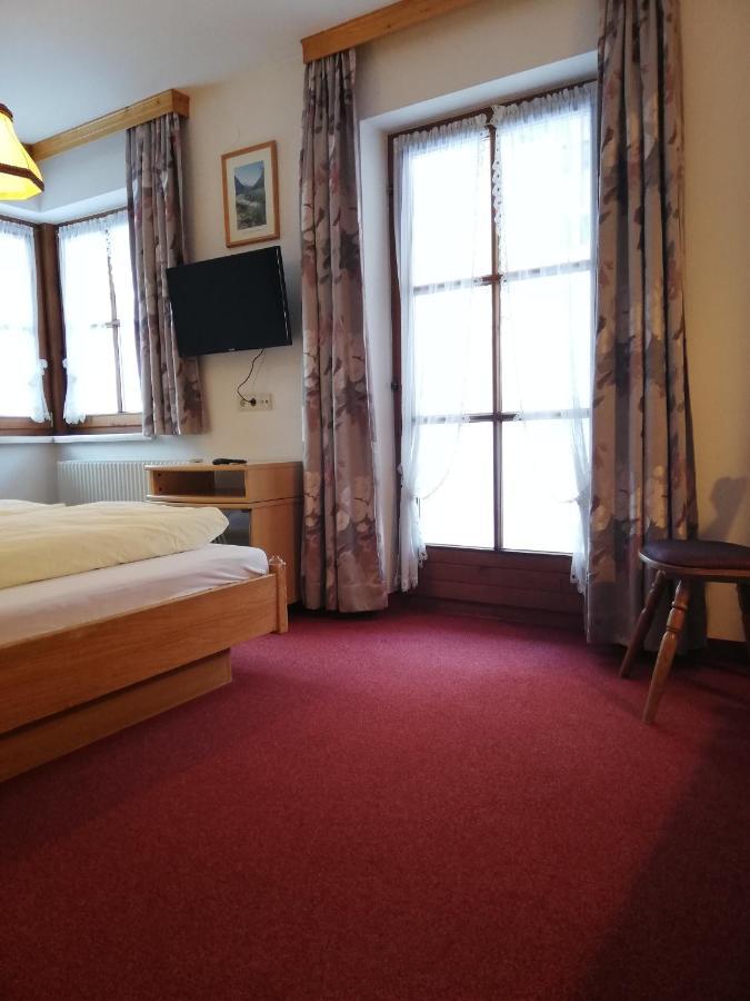 Haus Alpengruss Hotel Sankt Leonhard im Pitztal Eksteriør billede